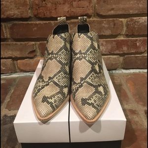 Dolce Vita Booties(worn for 30 mins)